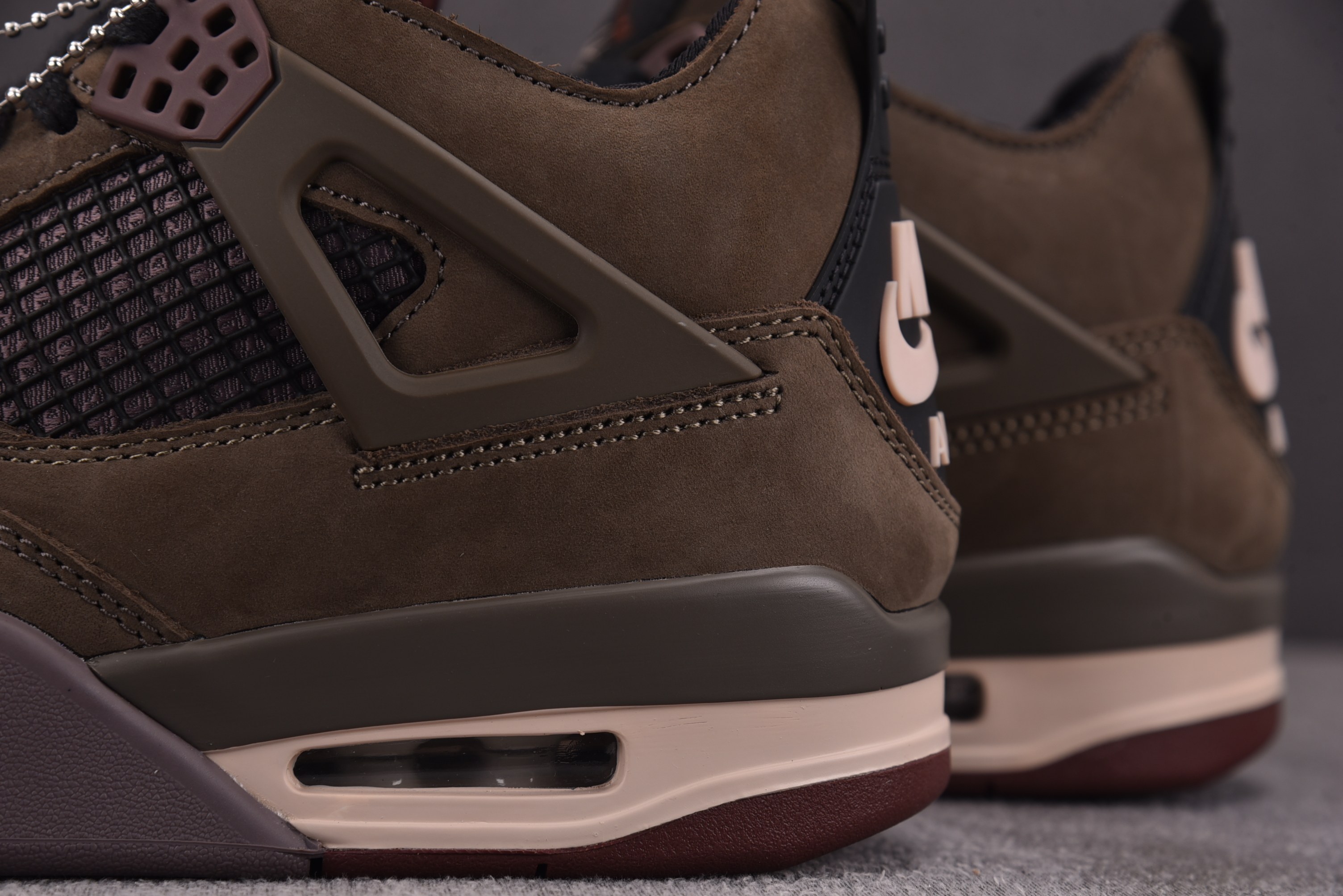 Air Jordan 4 x A Ma Maniere Dark Mocha 深摩卡 IF3102-20