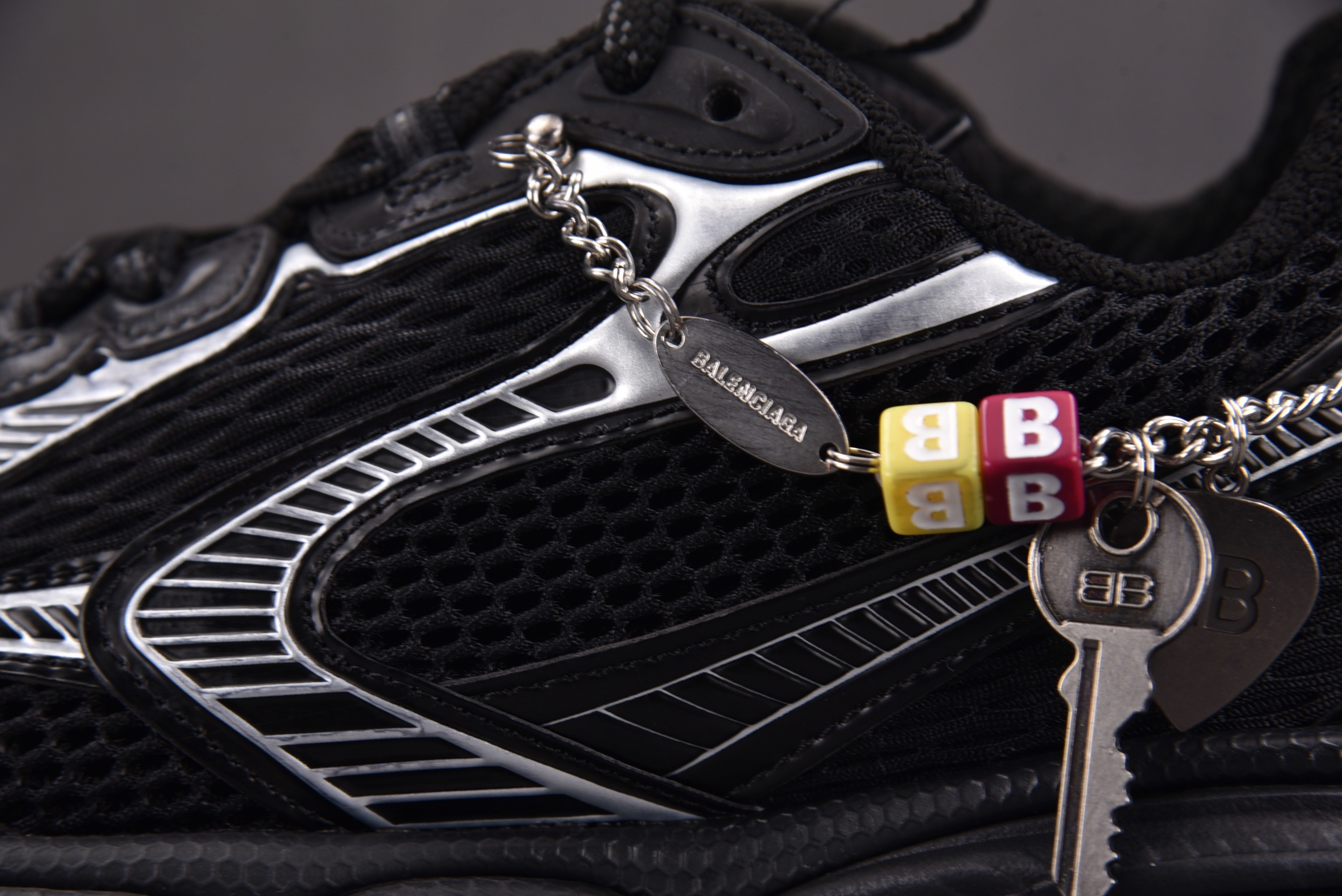 Balenciaga 3XL Chain Charms 黑白 #YZ018-535-46