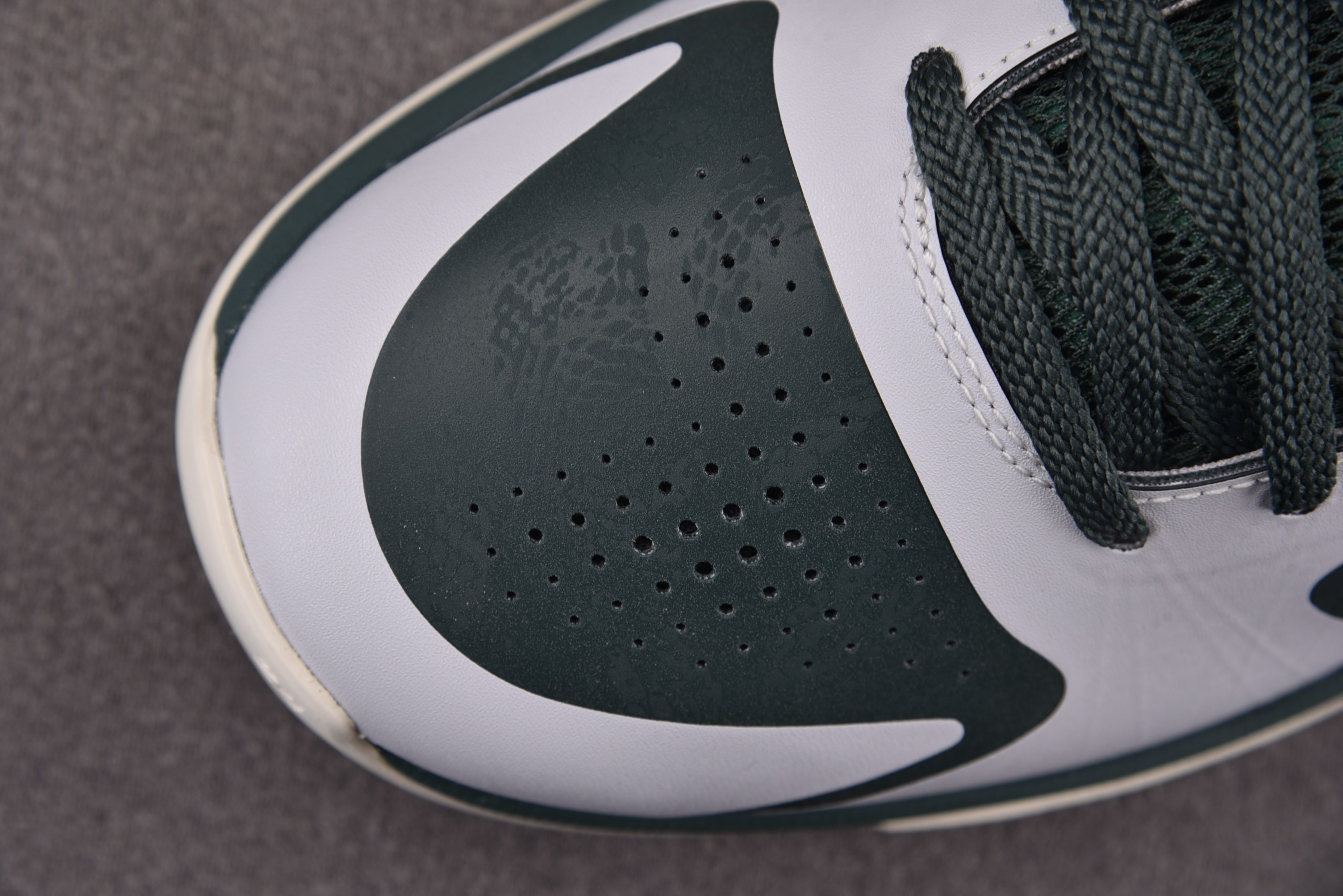 NK Zoom Kobe 5 Protro EYBL 绿白 CD4991-300 YZ012-140-4