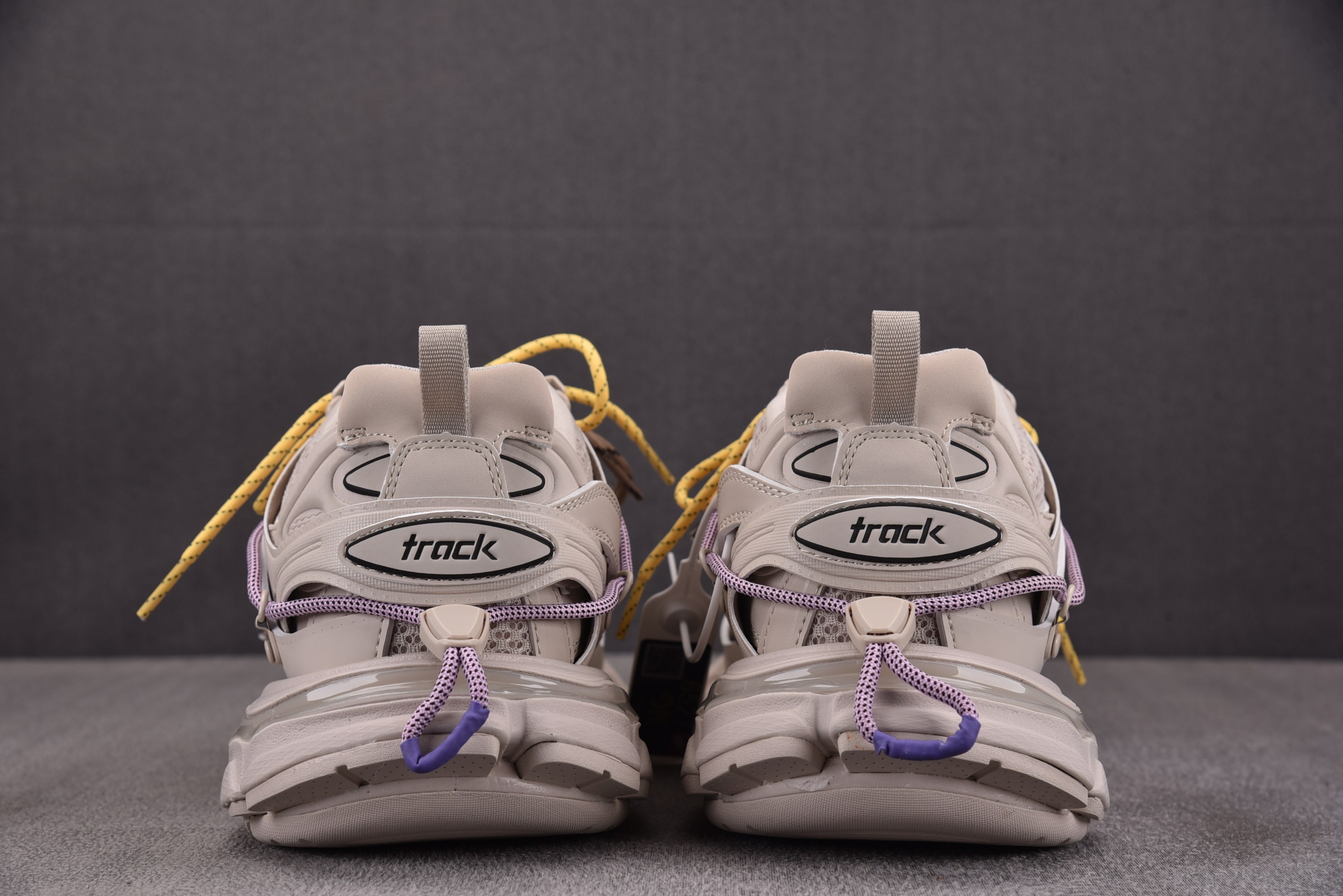 Balenciaga Track Trail Laces 灰褐色 YZ01835-46