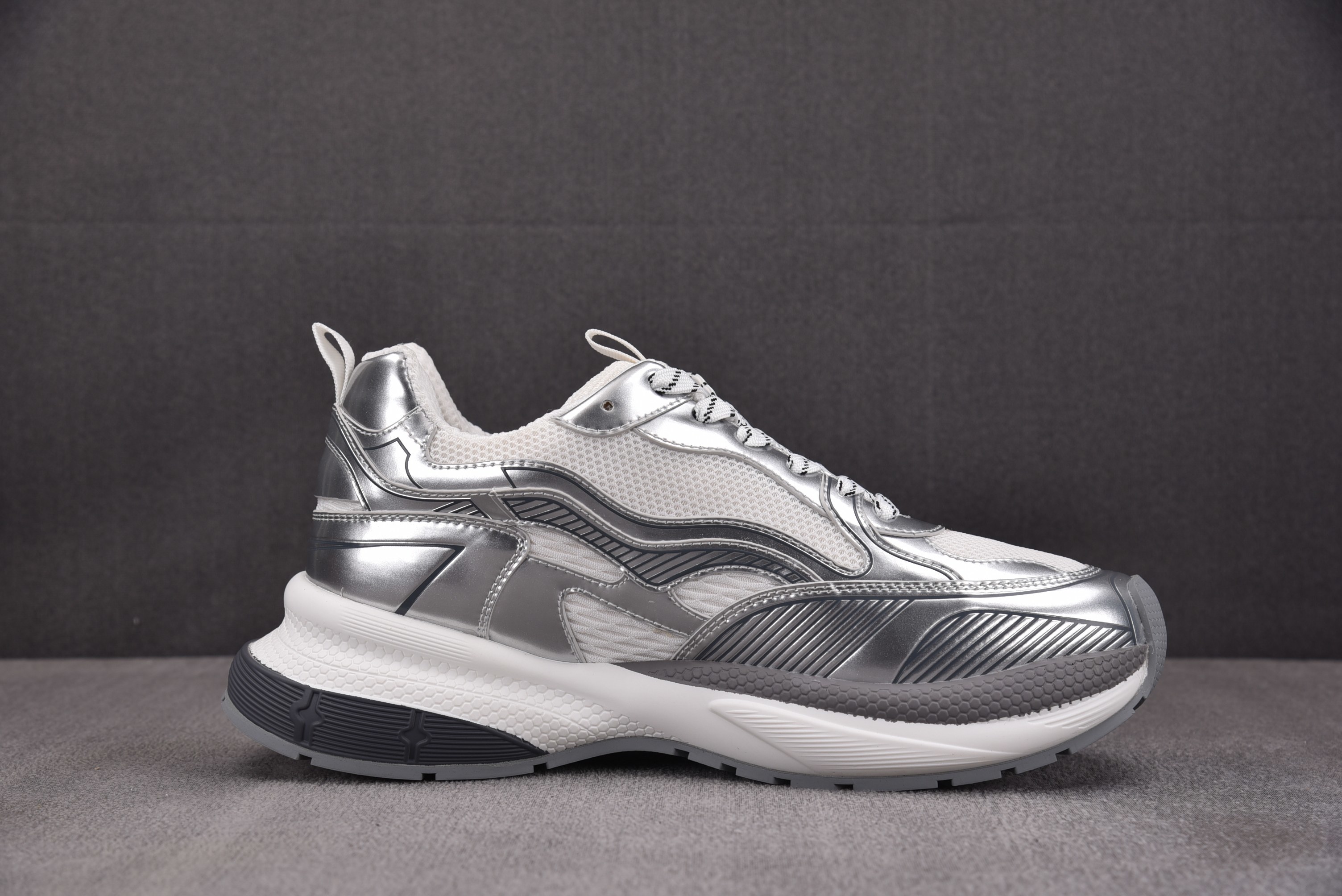 EMPORIO ARMANI 阿玛尼 银色39-45