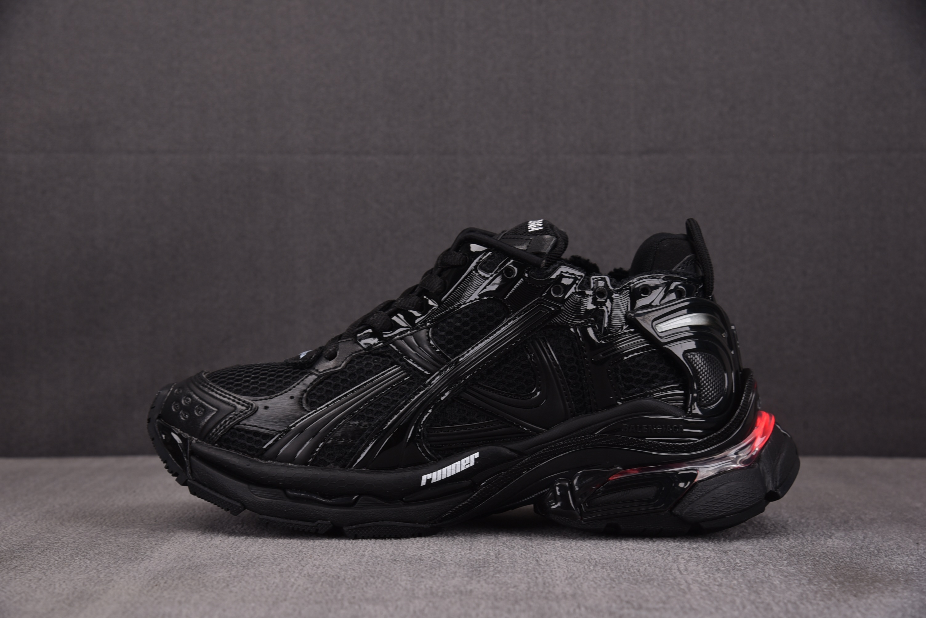 Balenciaga Runner LED 黑色 #YZ018-535-46