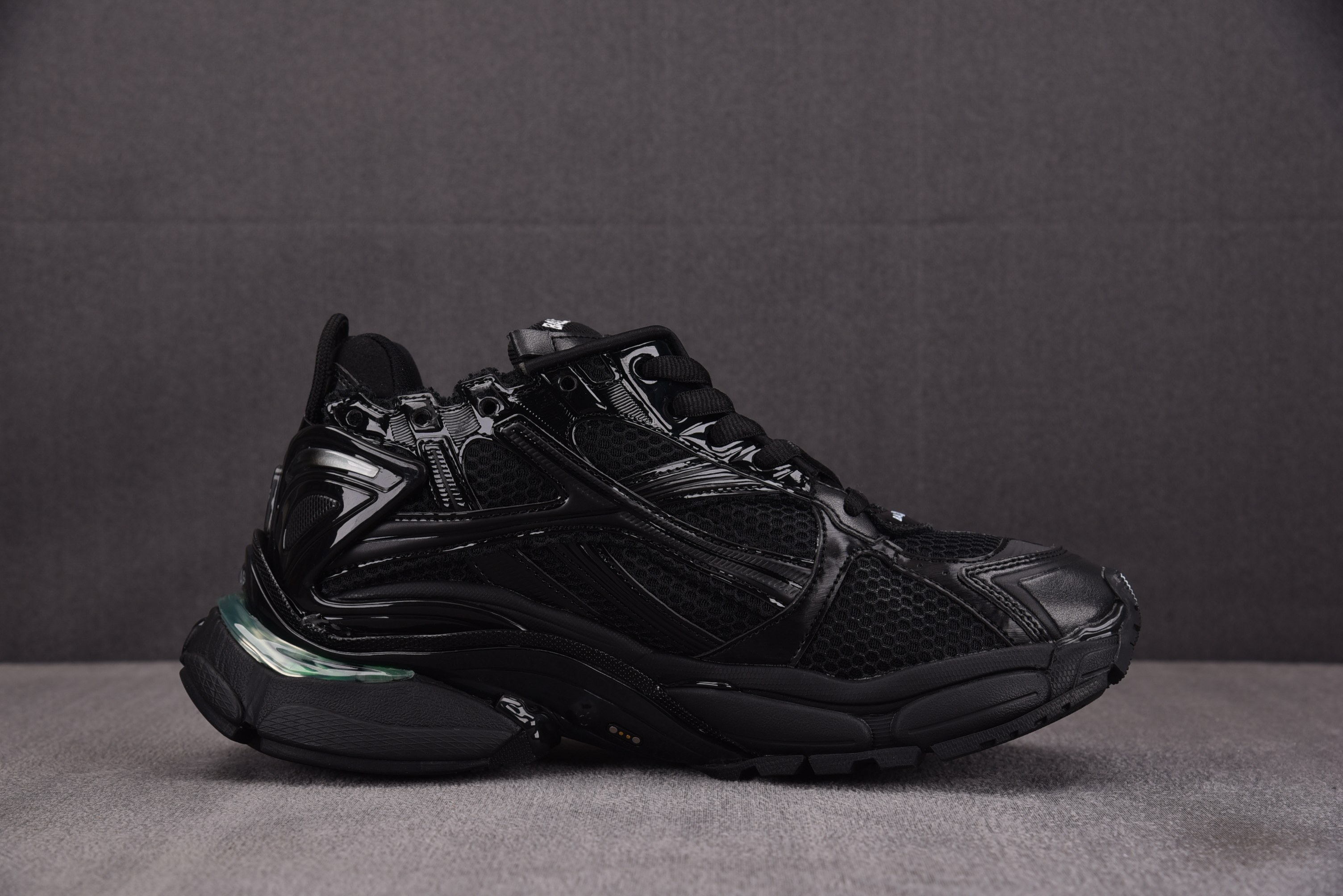 Balenciaga Runner LED 黑色 #YZ018-535-46