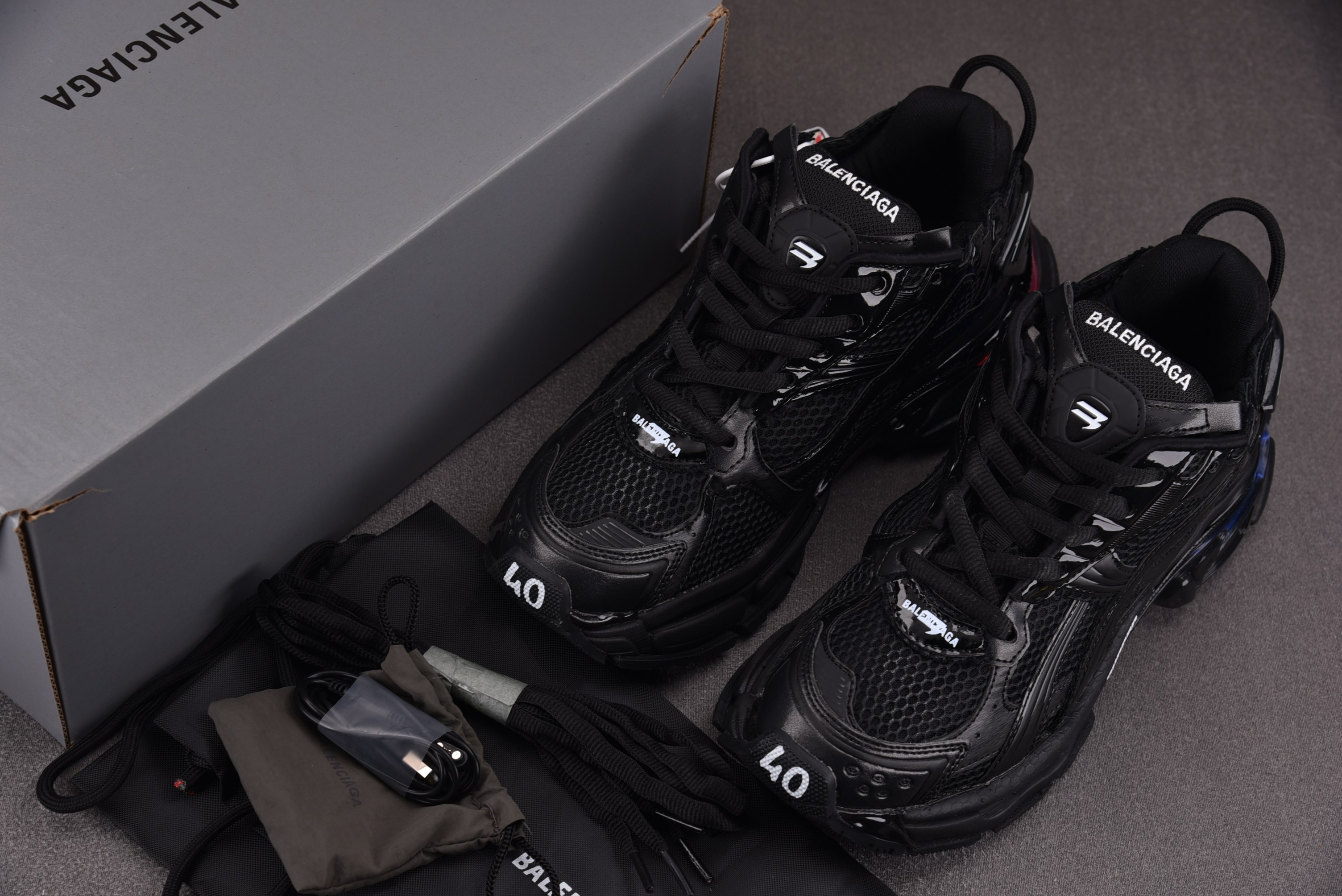 Balenciaga Runner LED 黑色 #YZ018-535-46