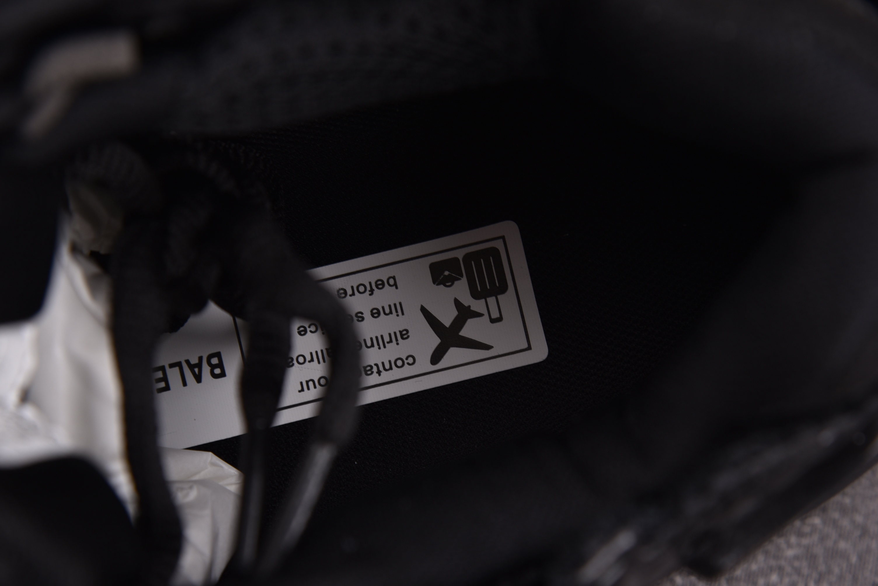 Balenciaga Runner LED 黑色 #YZ018-535-46