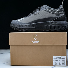 NORDA 001 Anti Slip Wear Resistant 全黑白22#YZ00436 36. NORDA 001 Anti Slip Wear Resistant 全黑白22#YZ00436 36.