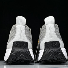 NORDA 001 Anti Slip Wear Resistant 灰白#YZ00436 36.5 3 NORDA 001 Anti Slip Wear Resistant 灰白#YZ00436 36.5 3