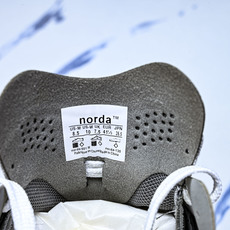 NORDA 001 Anti Slip Wear Resistant 灰白#YZ00436 36.5 3 NORDA 001 Anti Slip Wear Resistant 灰白#YZ00436 36.5 3