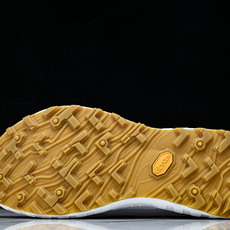 NORDA 001 Anti Slip Wear Resistant 白灰银#YZ00436 36.5 NORDA 001 Anti Slip Wear Resistant 白灰银#YZ00436 36.5