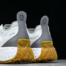 NORDA 001 Anti Slip Wear Resistant 白灰银#YZ00436 36.5 NORDA 001 Anti Slip Wear Resistant 白灰银#YZ00436 36.5