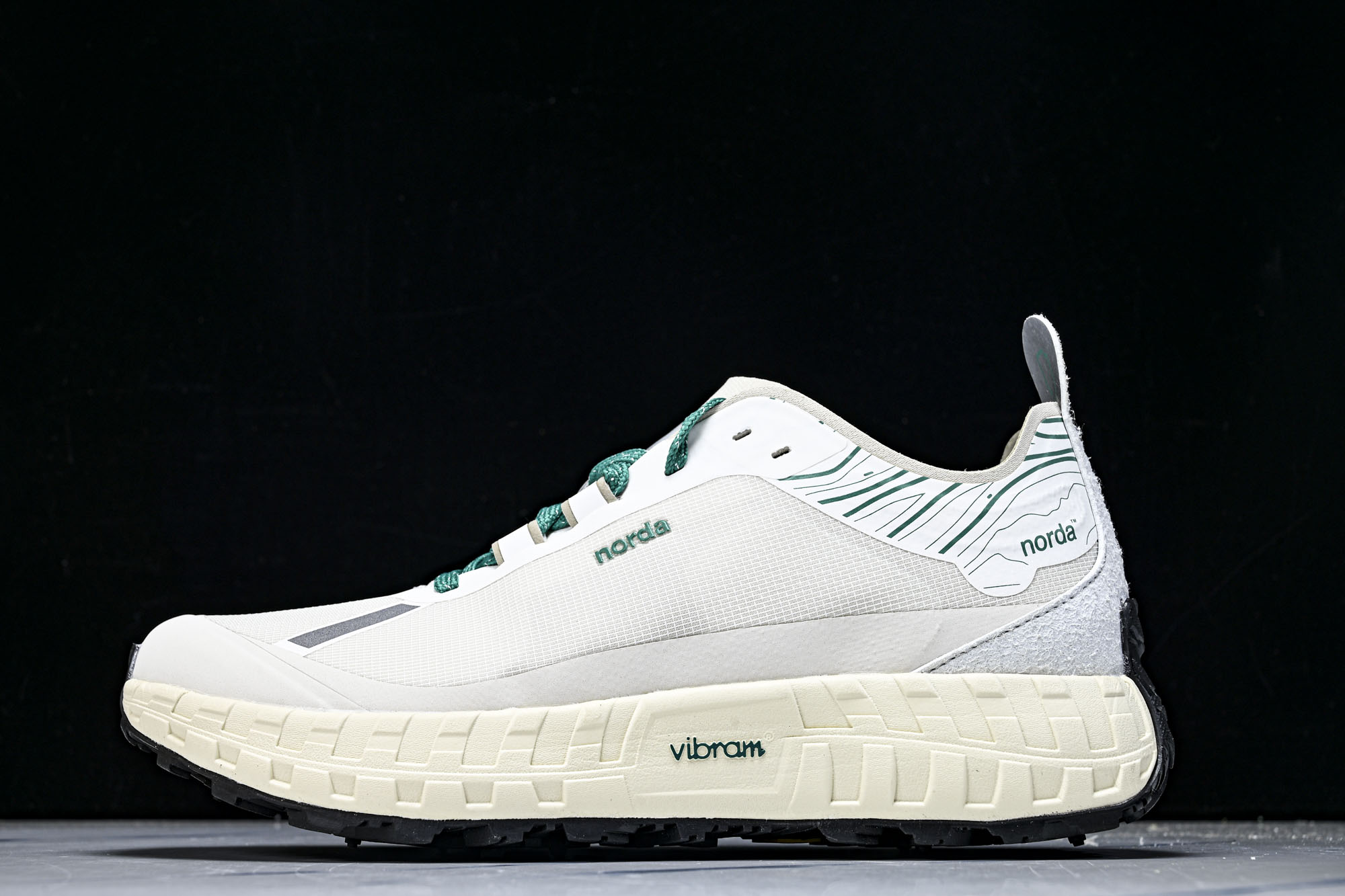 NORDA 001 Anti Slip Wear Resistant 米白绿23#YZ00436 36.