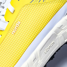 NORDA 001 Anti Slip Wear Resistant 黄色#YZ00436 36.5 3 NORDA 001 Anti Slip Wear Resistant 黄色#YZ00436 36.5 3