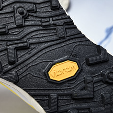 NORDA 001 Anti Slip Wear Resistant 黄色#YZ00436 36.5 3 NORDA 001 Anti Slip Wear Resistant 黄色#YZ00436 36.5 3