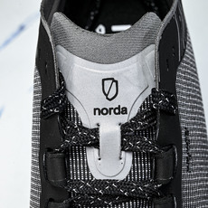 NORDA 001 Anti Slip Wear Resistant 黑灰白#YZ00436 36.5 NORDA 001 Anti Slip Wear Resistant 黑灰白#YZ00436 36.5