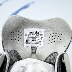 NORDA 001 Anti Slip Wear Resistant 黑白灰#YZ00436 36.5 NORDA 001 Anti Slip Wear Resistant 黑白灰#YZ00436 36.5