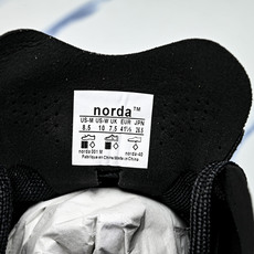 NORDA 001 Anti Slip Wear Resistant 黑色#YZ00436 36.5 3 NORDA 001 Anti Slip Wear Resistant 黑色#YZ00436 36.5 3