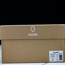 Ray Zahab x NORDA 001 白红灰#YZ00436 36.5 37.5 38 38.5 Ray Zahab x NORDA 001 白红灰#YZ00436 36.5 37.5 38 38.5