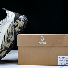 Ray Zahab x NORDA 001 赤黑#YZ00436 36.5 37.5 38 38.5 3 Ray Zahab x NORDA 001 赤黑#YZ00436 36.5 37.5 38 38.5 3