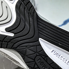 New Balance NB990系列 高端美产复古休闲跑步鞋 M990GL6 YZ004✦原装版本 全 New Balance NB990系列 高端美产复古休闲跑步鞋 M990GL6 YZ004✦原装版本 全