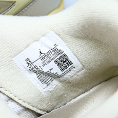 Air Jordan 4 Retro AJ4 米橙 HV0823-101 YZ03936 36.5 37 Air Jordan 4 Retro AJ4 米橙 HV0823-101 YZ03936 36.5 37