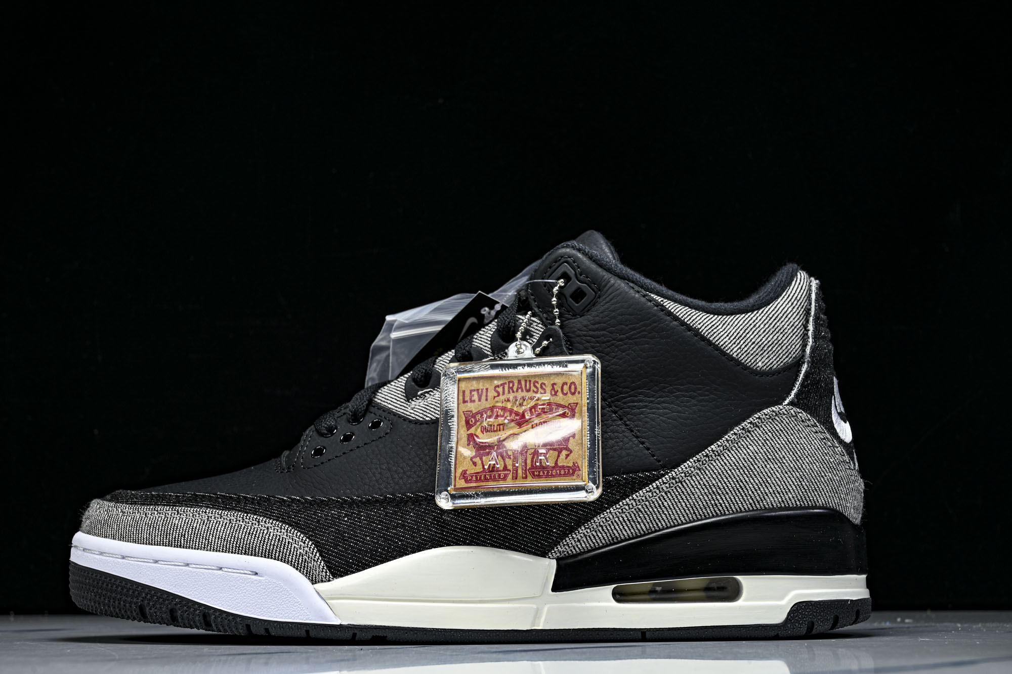 Levi's x Air Jordan 3 _Black Denim_ AJ3 乔3黑牛仔 IR0914