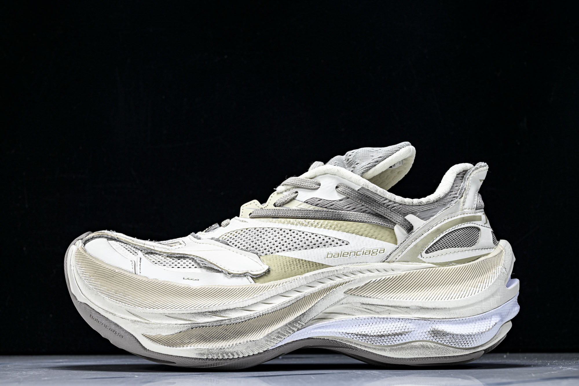 Balenciaga Jet 巴黎世家压纹印花圆头厚底低帮老爹鞋WMRTN-9191 YZ018✦新品 