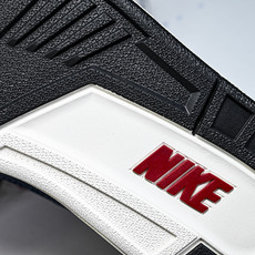 Air Jordan3 x Levi's AJ3李维斯联名牛仔蓝男子运动鞋IH7959-400 YZ02 Air Jordan3 x Levi's AJ3李维斯联名牛仔蓝男子运动鞋IH7959-400 YZ02