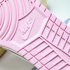 Air Jordan 1 Retro Low OG SP Travis Scott Shy Pink 粉 Air Jordan 1 Retro Low OG SP Travis Scott Shy Pink 粉