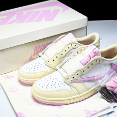 Air Jordan 1 Retro Low OG SP Travis Scott Shy Pink 粉 Air Jordan 1 Retro Low OG SP Travis Scott Shy Pink 粉