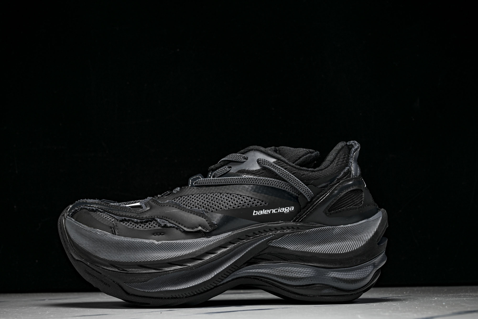 Balenciaga Jet 巴黎世家压纹印花圆头厚底低帮老爹鞋 YZ018-5✦新品 原配套鞋盒 鞋带
