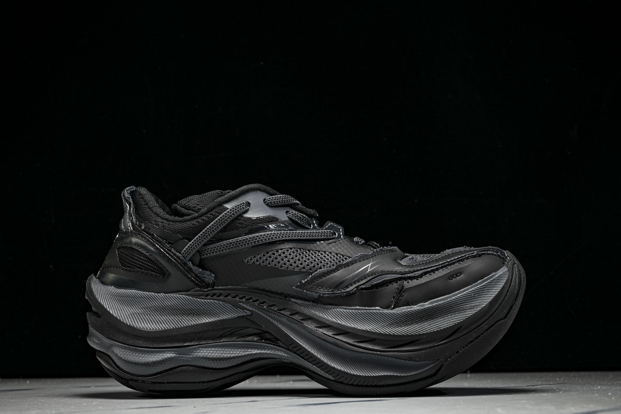 Balenciaga Jet 巴黎世家压纹印花圆头厚底低帮老爹鞋 YZ018-5✦新品 原配套鞋盒 鞋带