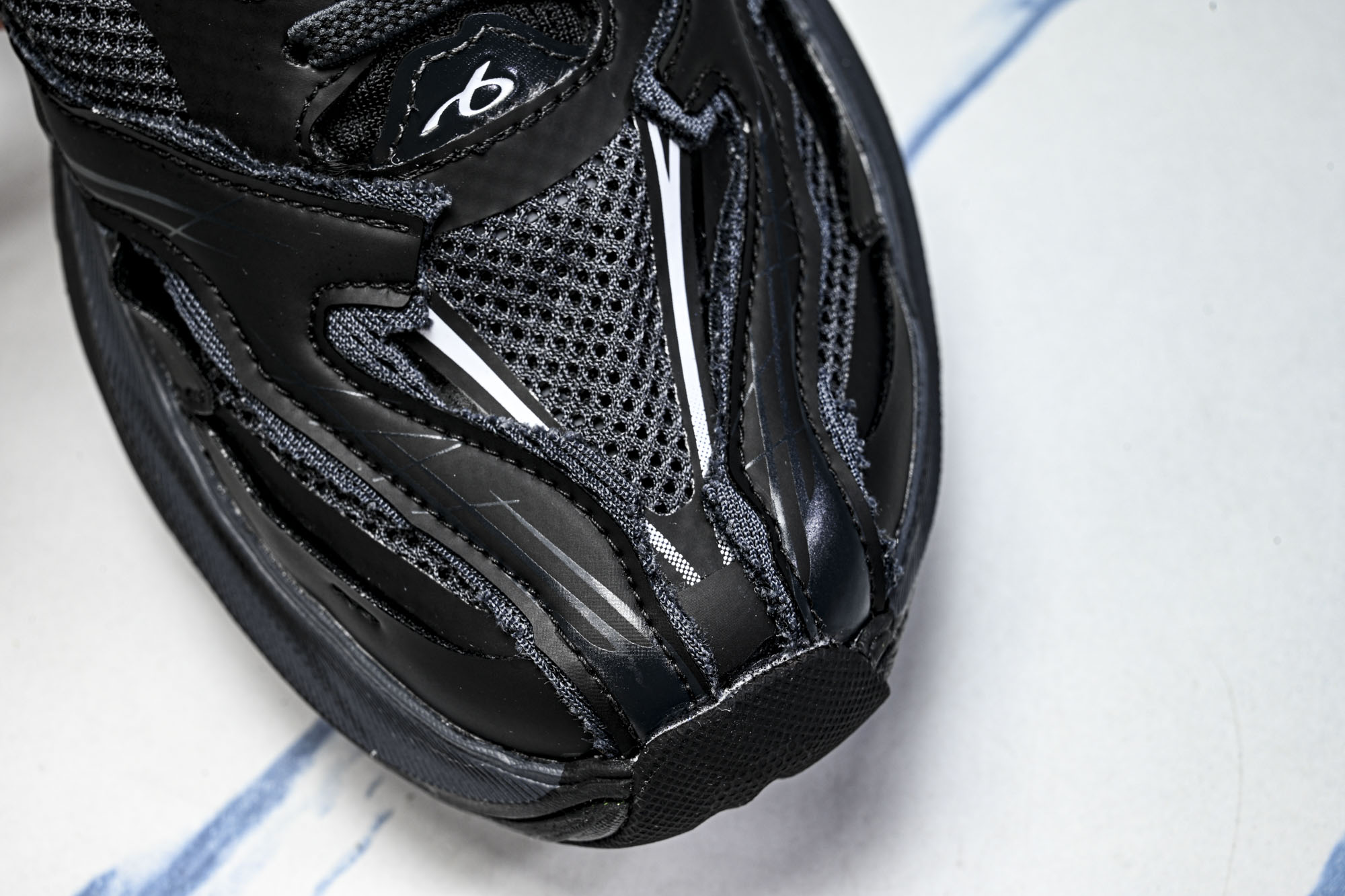 Balenciaga Jet 巴黎世家压纹印花圆头厚底低帮老爹鞋 YZ018-5✦新品 原配套鞋盒 鞋带