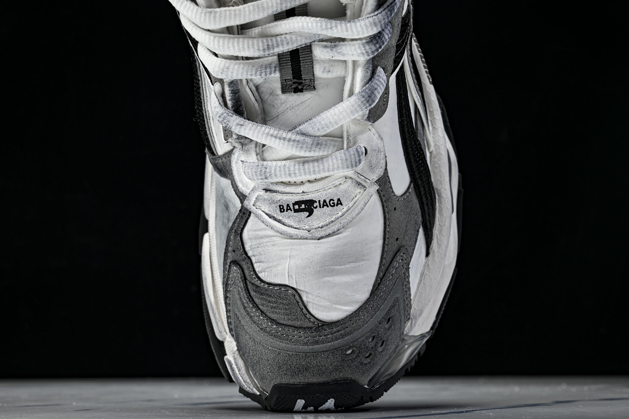 Balenciaga Runner LED 巴黎世家7.5 最新配色潮流复古休闲鞋 YZ018-5#全新