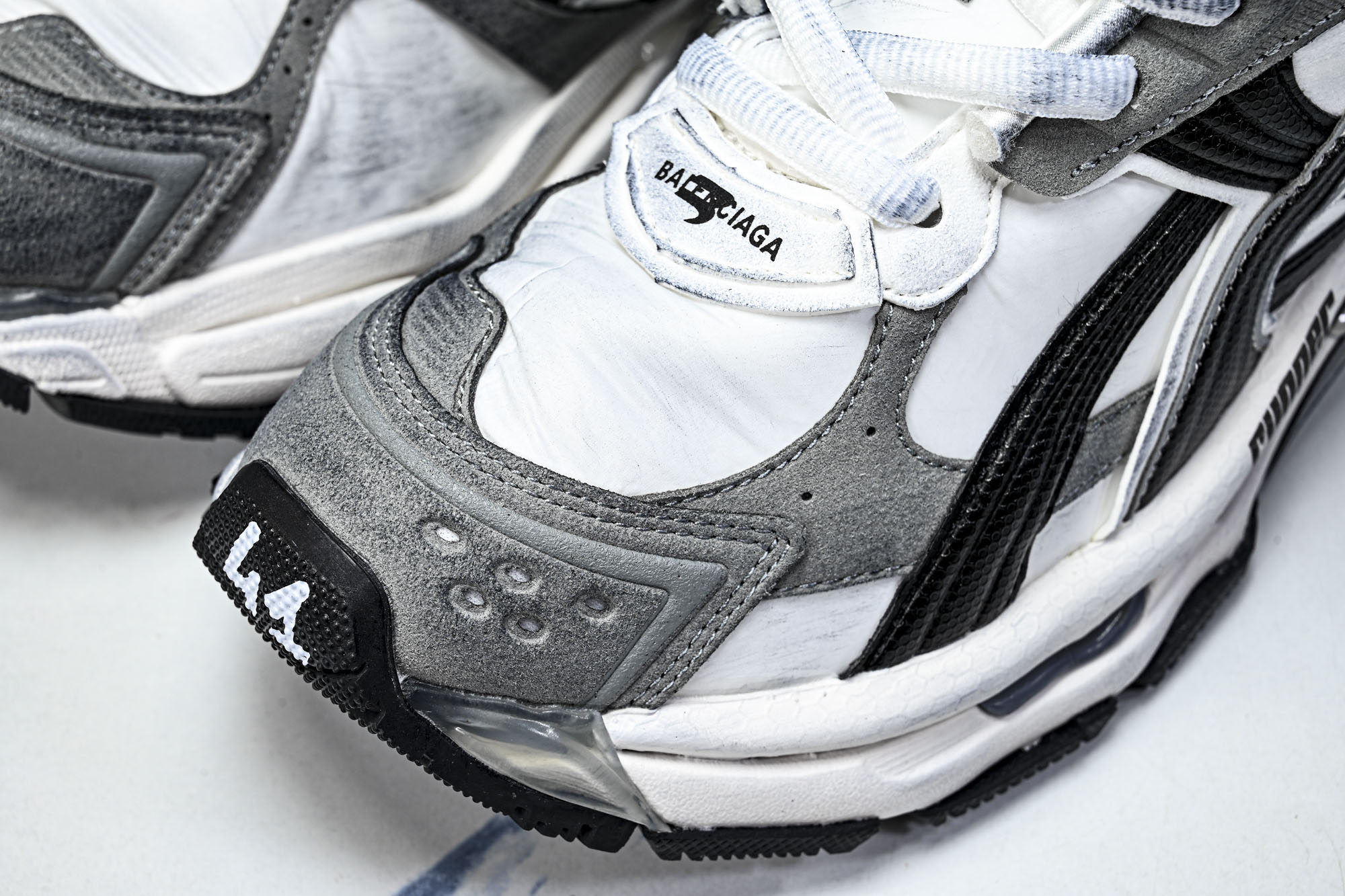 Balenciaga Runner LED 巴黎世家7.5 最新配色潮流复古休闲鞋 YZ018-5#全新