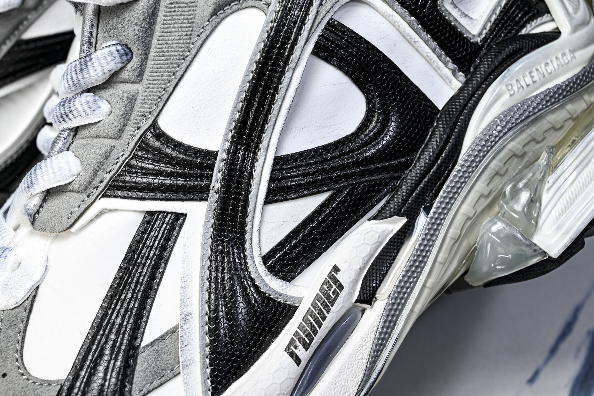 Balenciaga Runner LED 巴黎世家7.5 最新配色潮流复古休闲鞋 YZ018-5#全新