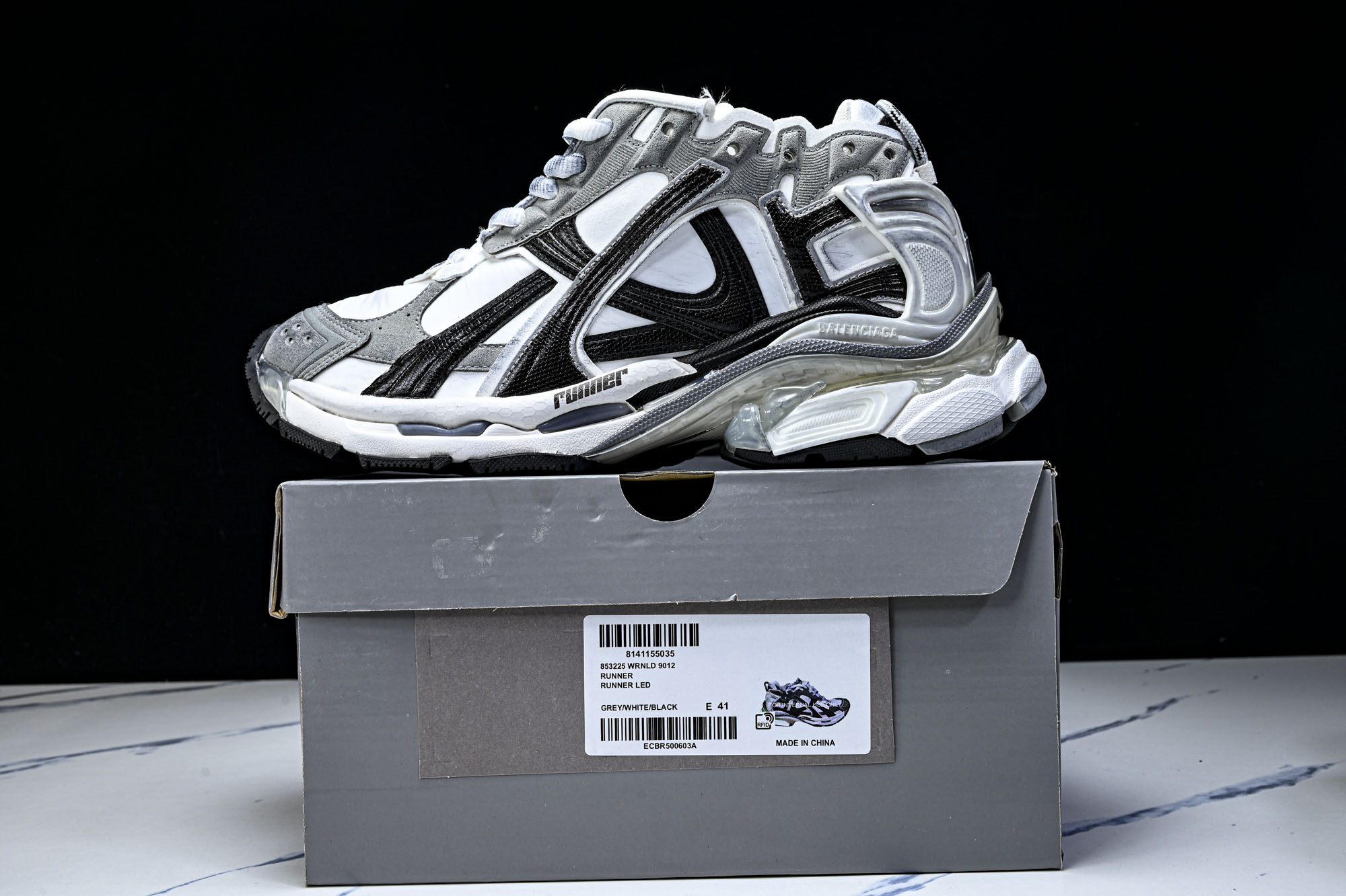 Balenciaga Runner LED 巴黎世家7.5 最新配色潮流复古休闲鞋 YZ018-5#全新