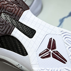 NK KOBE 5 V PROTRO CC PE 科比5 低帮实战篮球鞋IM0557-001 YZH12 NK KOBE 5 V PROTRO CC PE 科比5 低帮实战篮球鞋IM0557-001 YZH12