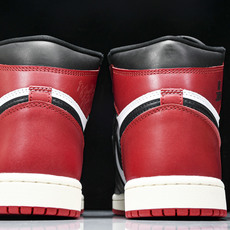 Air Jordan 1 High OG _Black Toe Reimagined_ AJ1 乔1全新 Air Jordan 1 High OG _Black Toe Reimagined_ AJ1 乔1全新