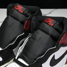 Air Jordan 1 High OG _Black Toe Reimagined_ AJ1 乔1全新 Air Jordan 1 High OG _Black Toe Reimagined_ AJ1 乔1全新