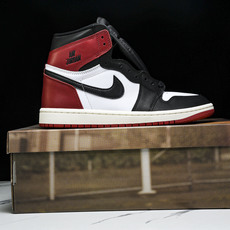 Air Jordan 1 High OG _Black Toe Reimagined_ AJ1 乔1全新 Air Jordan 1 High OG _Black Toe Reimagined_ AJ1 乔1全新