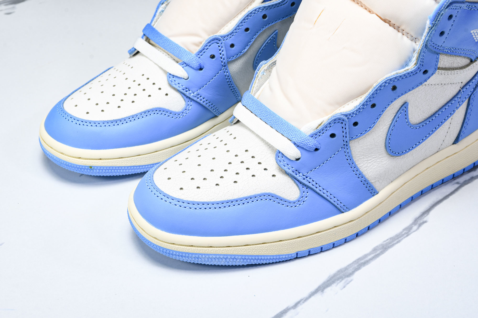 Air Jordan 1 Retro High OG UNC Reimagined 新北卡蓝 DZ548