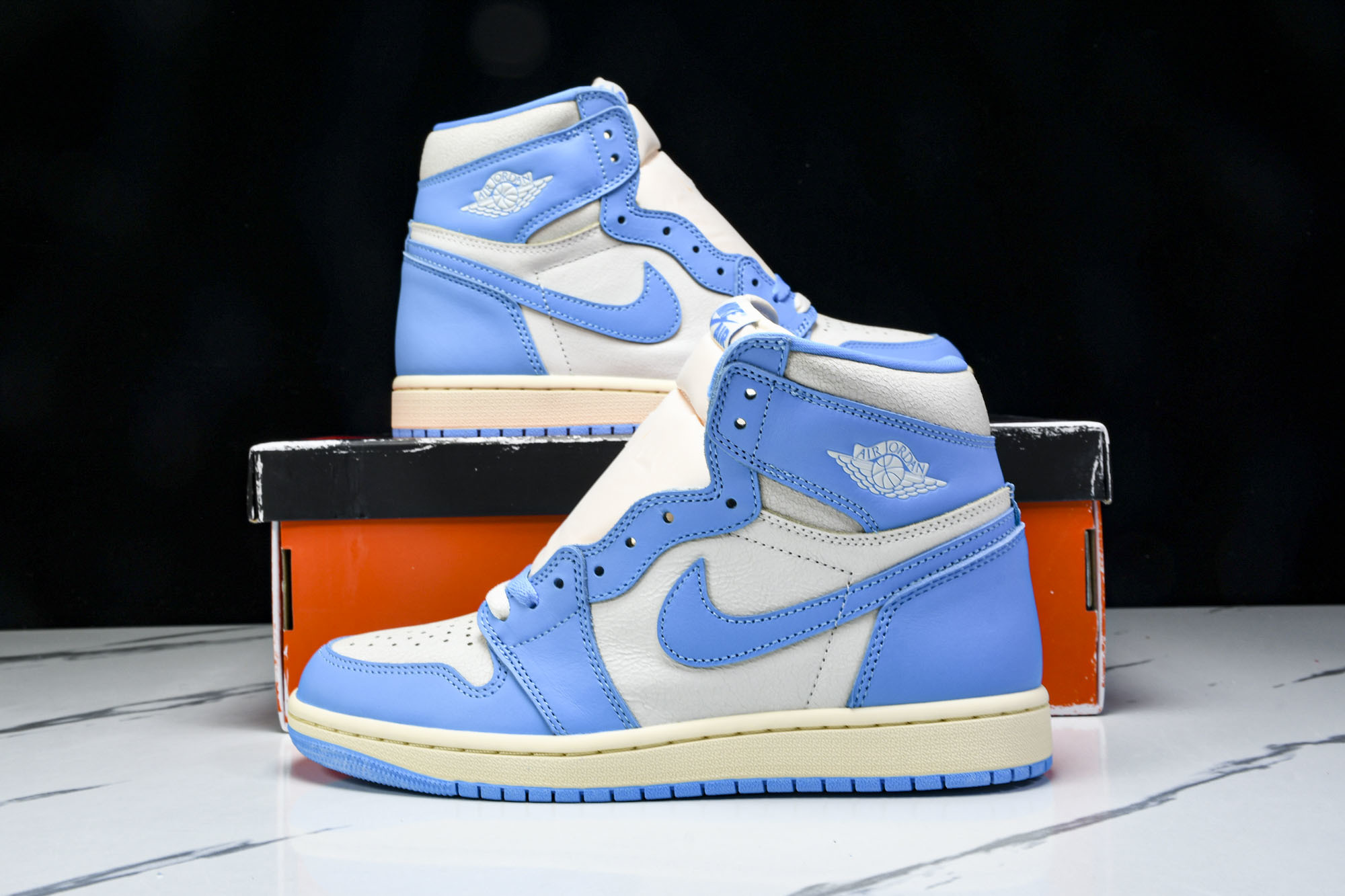 Air Jordan 1 Retro High OG UNC Reimagined 新北卡蓝 DZ548
