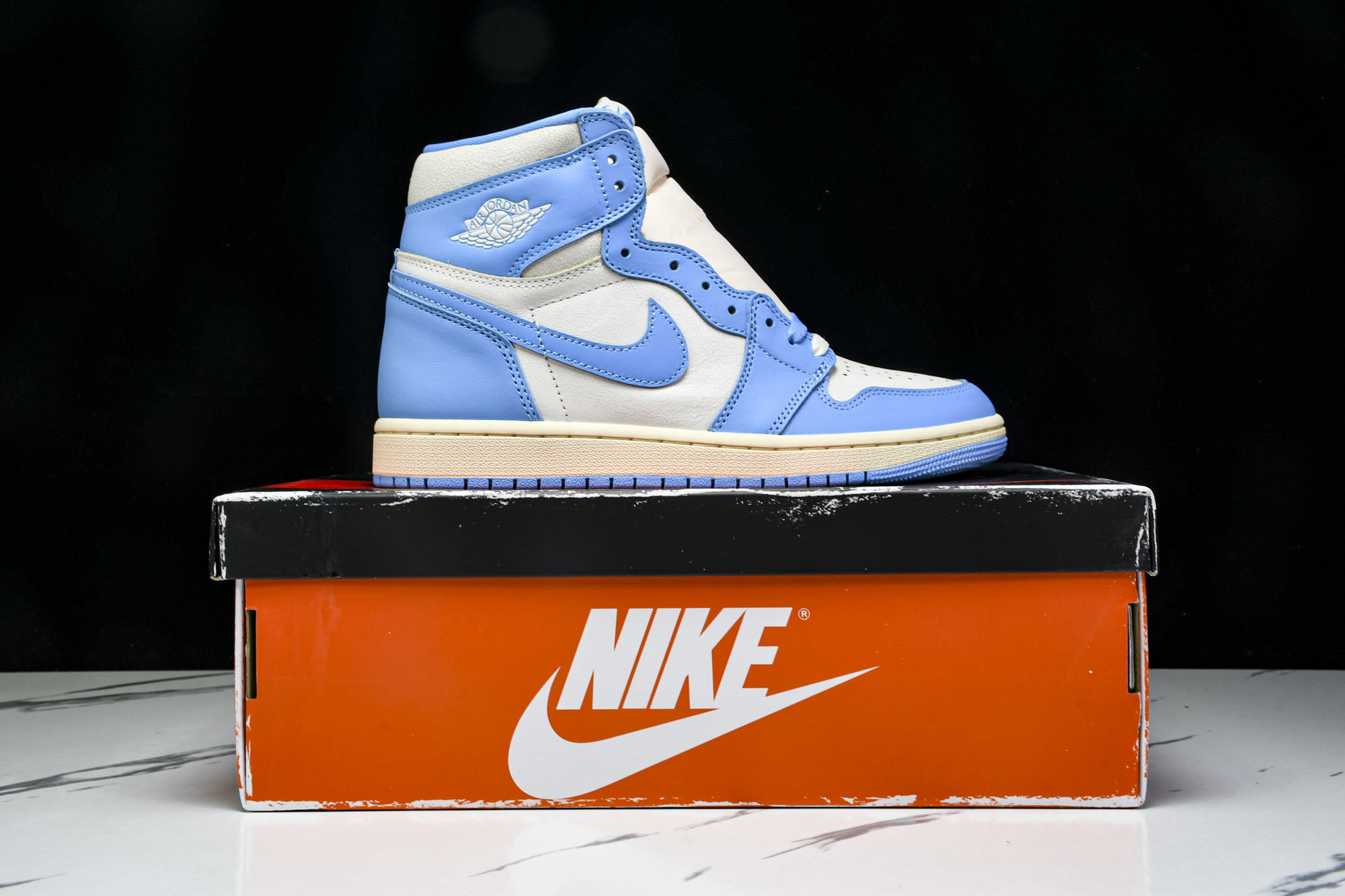 Air Jordan 1 Retro High OG UNC Reimagined 新北卡蓝 DZ548