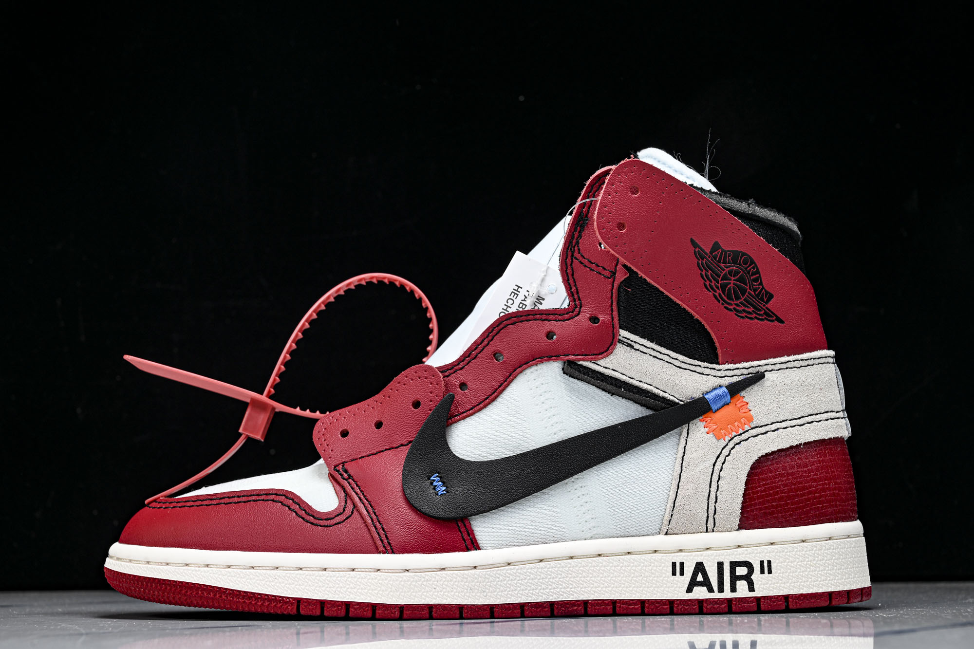 Air Jordan 1 Retro High Off-White Alaska 白色 AA3834-1