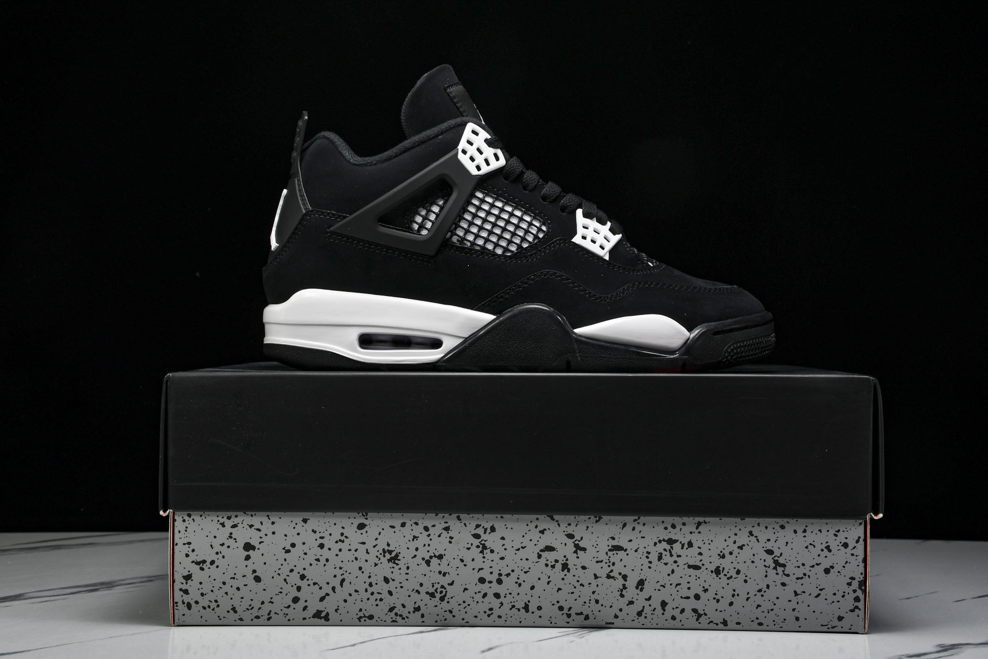 Air Jordan 4 Retro“White Thunder”黑白雷电 FQ8138-001 #YZ