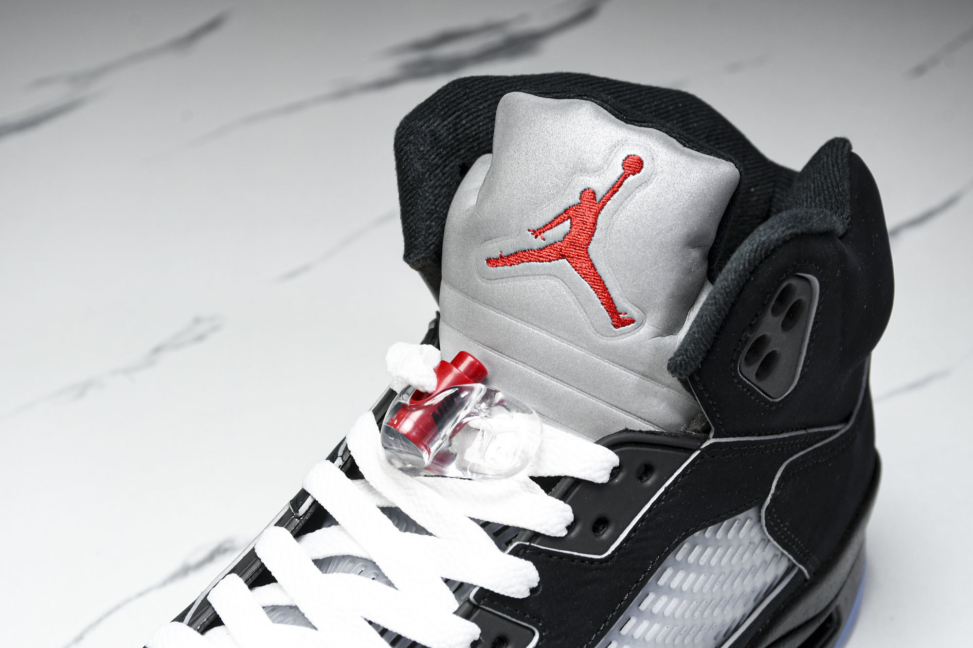 Air Jordan 5 Retro OG Black Metallic Reimagined 黑灰 H