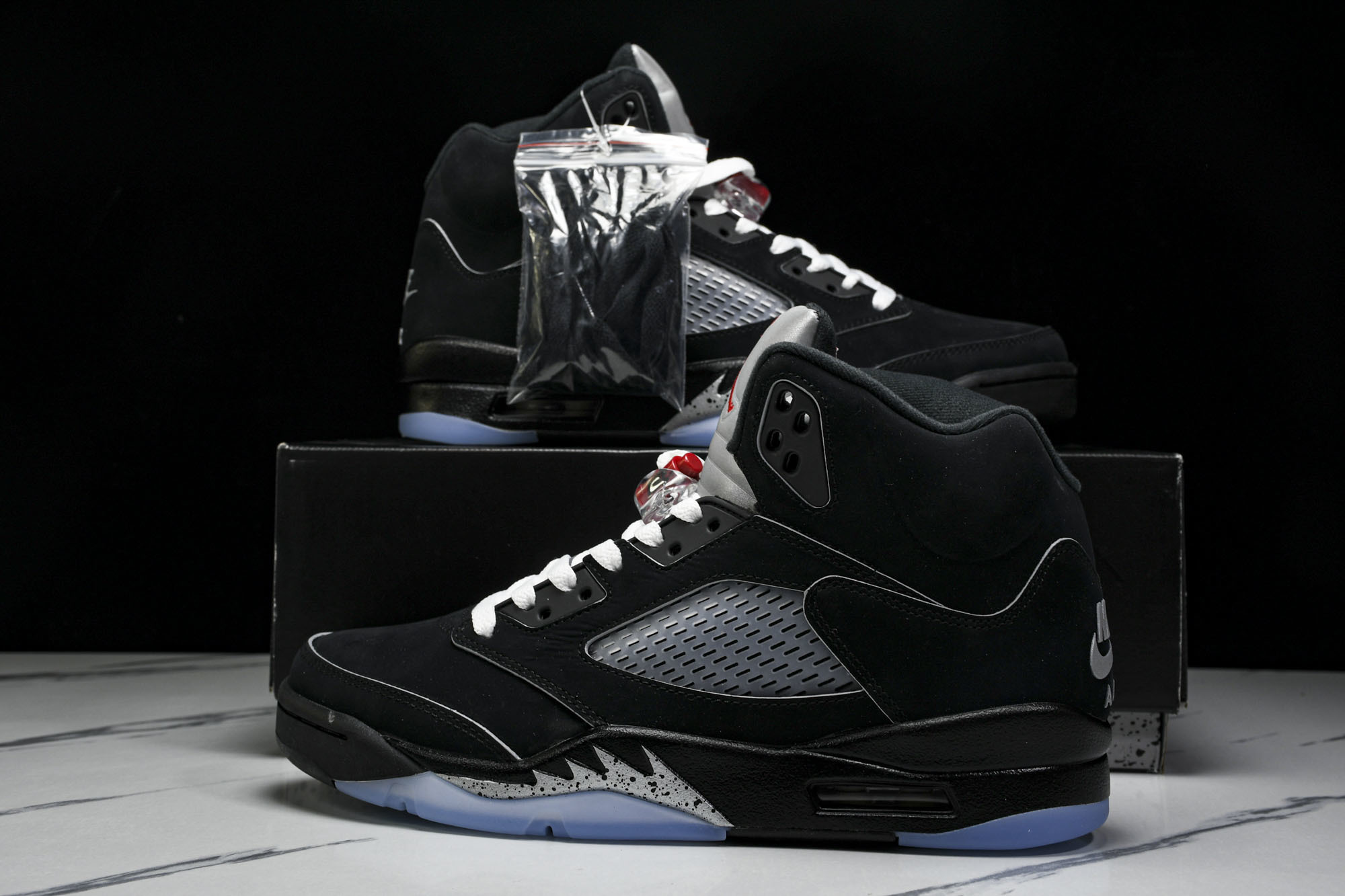 Air Jordan 5 Retro OG Black Metallic Reimagined 黑灰 H