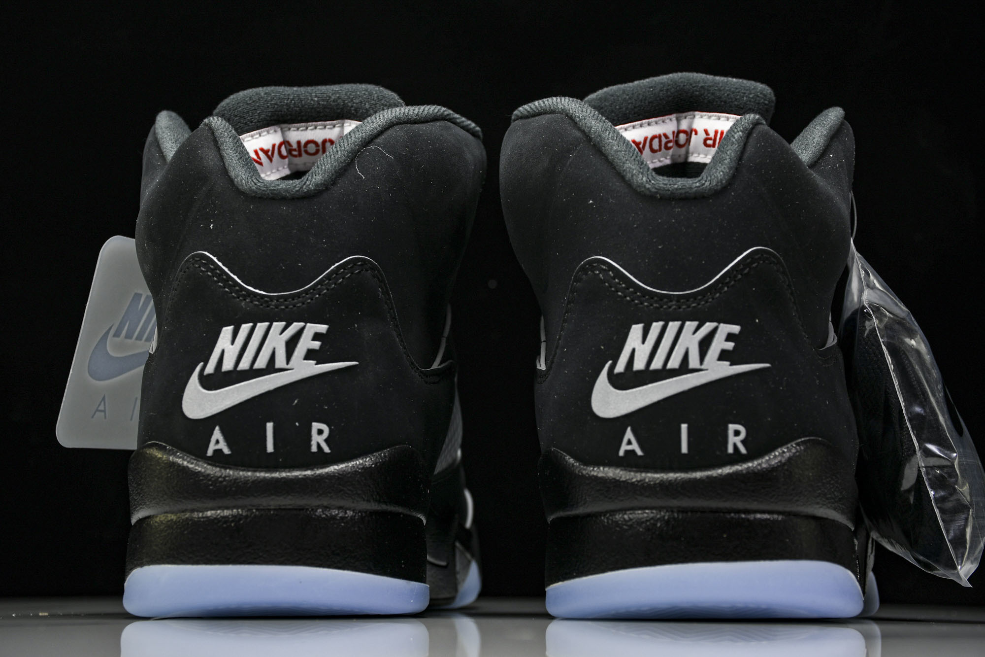 Air Jordan 5 “Black Metallic Reimagined”复刻黑银色 HF3975