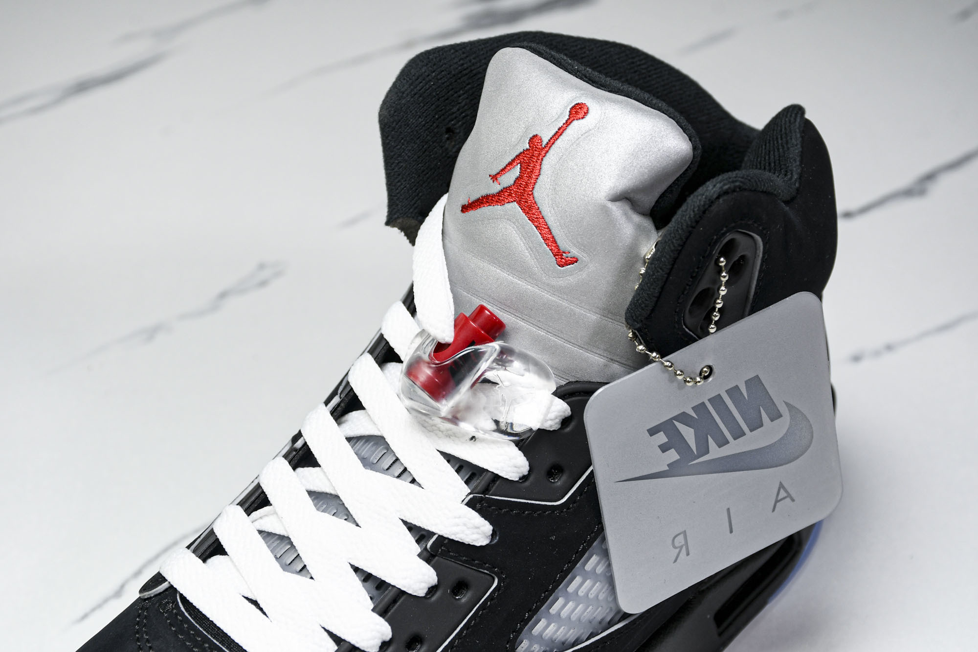Air Jordan 5 “Black Metallic Reimagined”复刻黑银色 HF3975