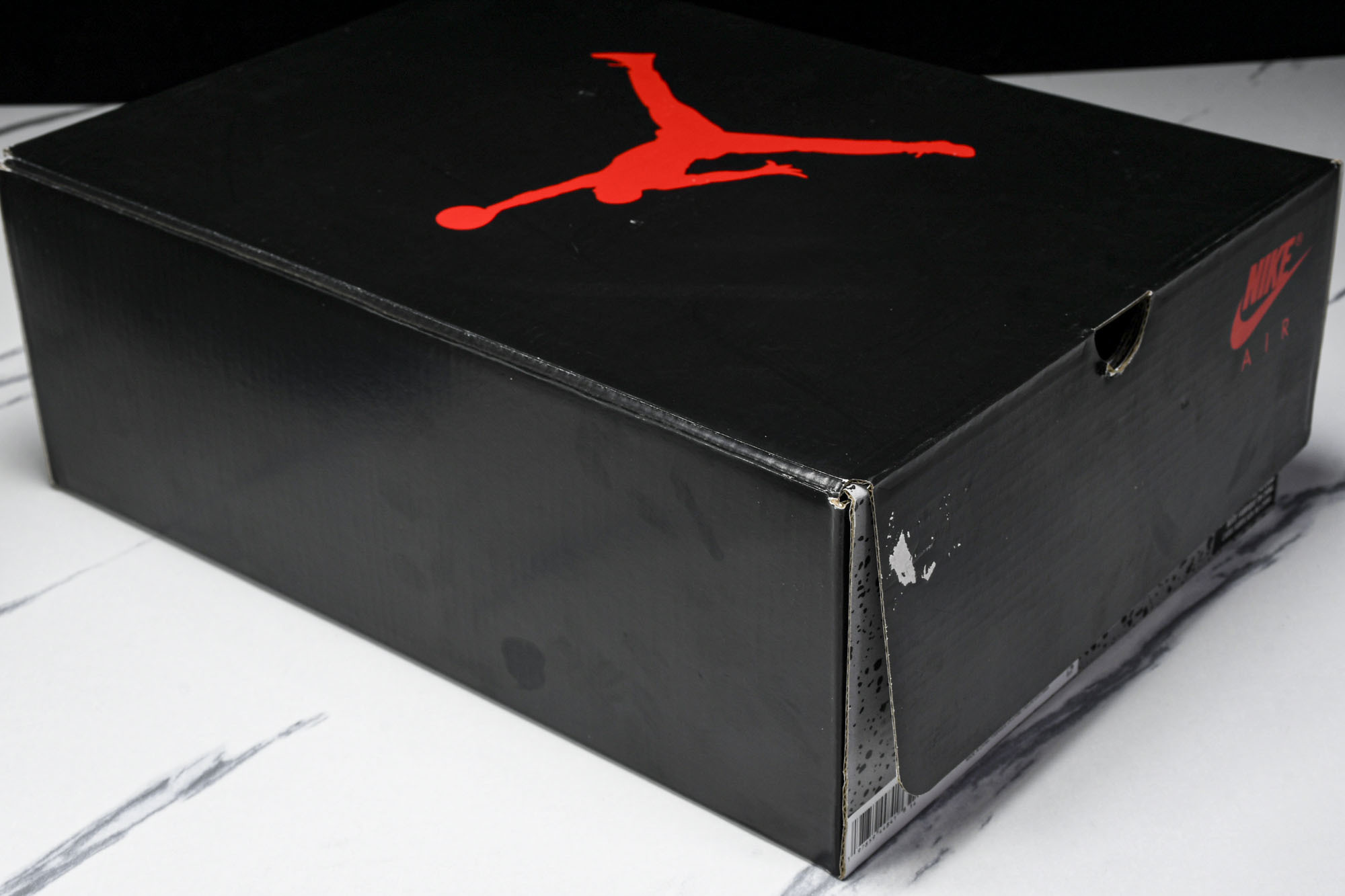 Air Jordan 5 “Black Metallic Reimagined”复刻黑银色 HF3975